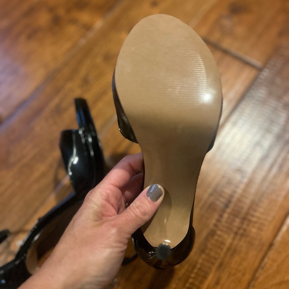 Steve Madden Wylie Black Patent Stiletto Heels - Picture 9 of 10